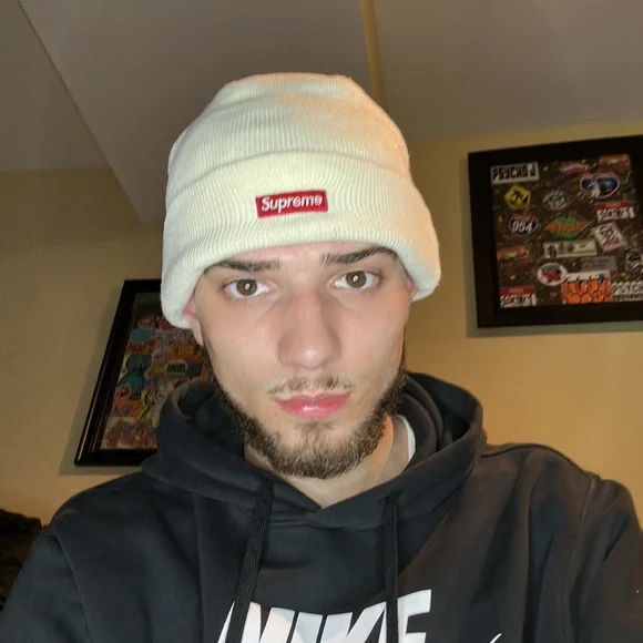 Supreme New Era HQ Beanie Natural